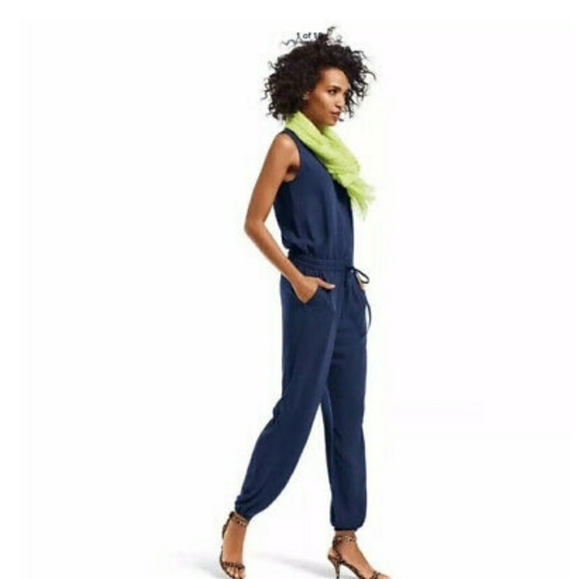 V neck ,Straight leg,short sleeve jump suit - Picture 3 of 5